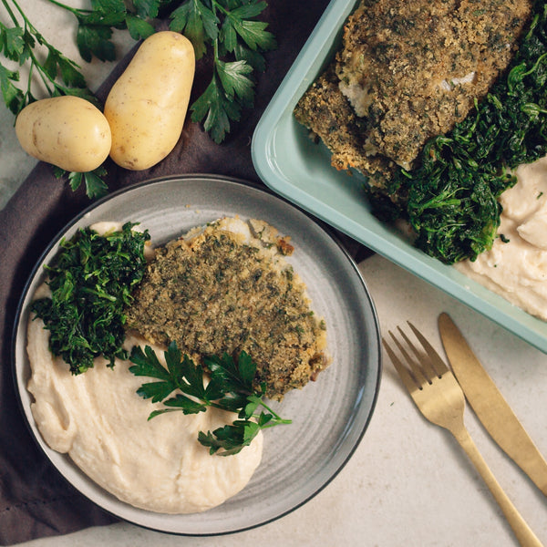 Poisson en croute d’herbes, purée de patate douce et épinards