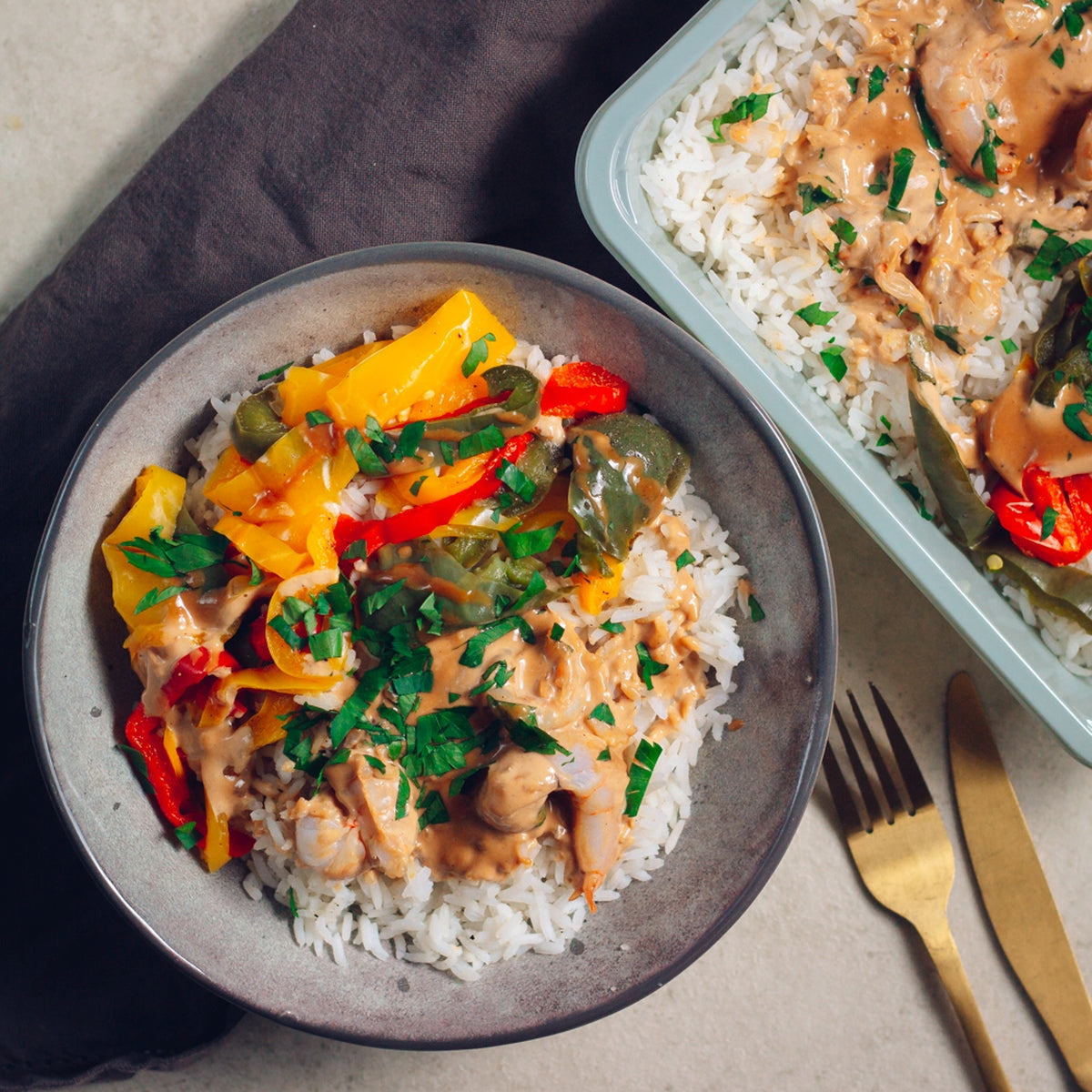 Scampis sauce cacahuètes et riz basmati
