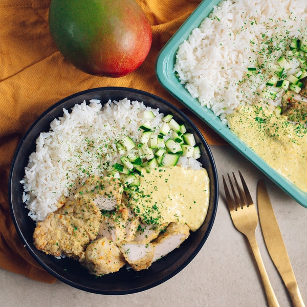 Aiguillettes de poulet sauce coco mangue, courgettes et riz basmati