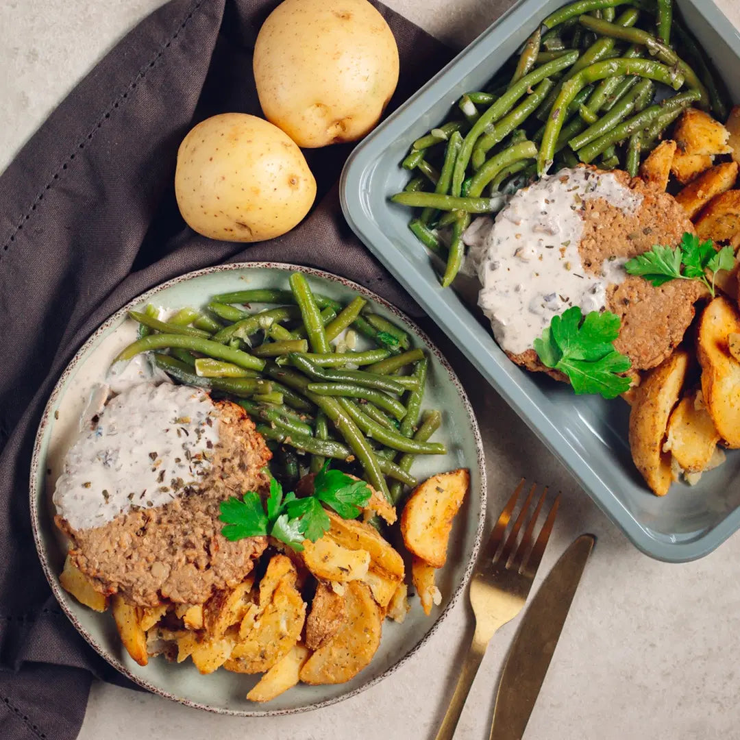 Veggieburger aux pommes de terre, sauce truffée et haricots verts